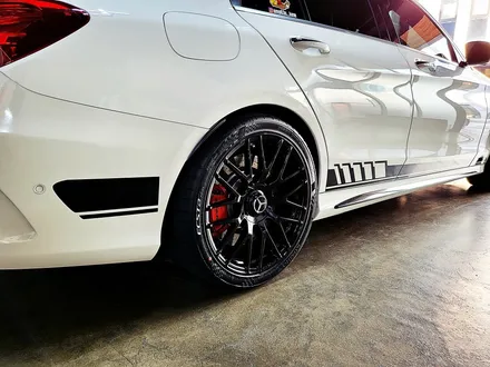 [랩샵][수원랩핑] 벤츠C63AMG 사이드데칼 AMG데칼 포인트랩핑 / 수원시 영통구 이의동