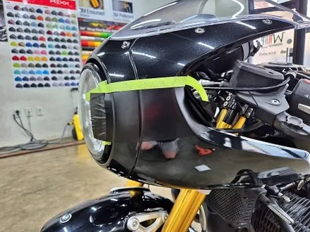 수원 광교 BMW RNINE T 알나인티 바이크 오토바이 포인트 부분 전체 랩핑 튜닝 / 수원시 영통구 이의동
