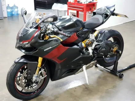 [랩샵]수원랩핑 두카티1199 파니갈레랩핑 포인트랩핑 데칼랩핑 디자인랩핑 / 수원시 영통구 이의동