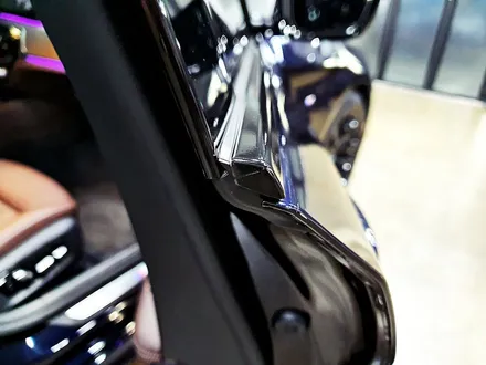 [랩샵][수원랩핑] BMW G30 520D 크롬죽이기+휀다덕트랩핑 포인트랩핑 눈썹몰딩랩핑 창문몰딩랩핑 윈도우몰딩랩핑 / 수원시 영통구 이의동