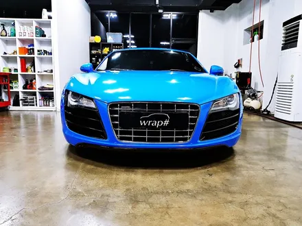 [랩샵][수원랩핑]아우디 R8V10 전체랩핑 AVERY INTENSE BLUE / 수원시 영통구 이의동