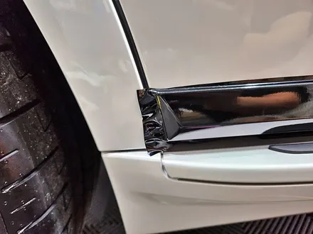 수원 광교 동탄 랩핑 BMW X7 스포츠 크롬죽이기 크롬딜리트 출장시공 윈도우몰딩 도어하단 블랙유광 / 수원시 영통구 이의동