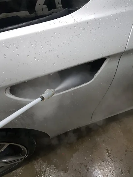 [랩샵]수원랩핑 BMW 528I전체랩핑 화이트골드스파클랩핑 5시리즈랩핑 520D전체랩핑 BMW전체랩핑 전체랩핑제거 랩핑제거 / 수원시 영통구 이의동