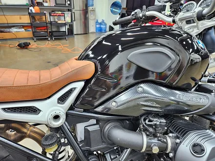[랩샵][수원랩핑] BMW R NINET 기름탱크랩핑 / 수원시 영통구 이의동