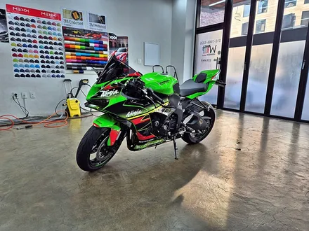수원 광교 가와사키 닌자 ZX6R 레이싱 오토바이 바이크 커스텀 튜닝 방탄 데칼 전체 포인트 랩핑 시공 / 수원시 영통구 이의동