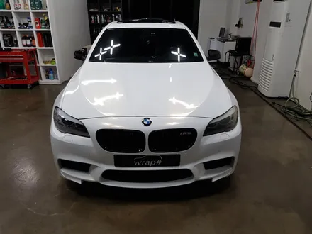 [랩샵]수원랩핑 BMW 528I전체랩핑 화이트골드스파클랩핑 5시리즈랩핑 520D전체랩핑 BMW전체랩핑 전체랩핑제거 랩핑제거 / 수원시 영통구 이의동