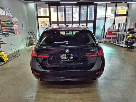 수원 광교 BMW G21 320I 투어링 크롬죽이기 포인트 랩핑 / 수원시 영통구 이의동