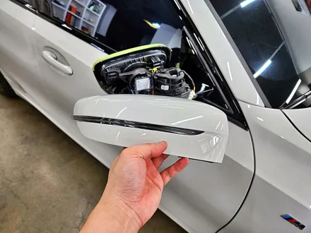 BMW G바디 3시리즈 카본사이드미러 뿔미러 교체 1인시공 고퀄리티 튜닝 용품 파츠 장착 / 수원시 영통구 이의동