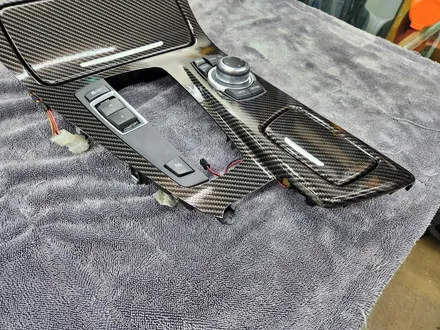 BMW F바디 520D 우드트림 실내 리얼카본 포인트 랩핑 3M 유광카본 자동차 고퀄리티 랩핑 맛집 / 수원시 영통구 이의동