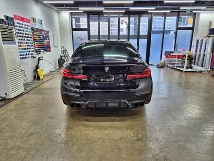 수원 광교 BMW 5시리즈 G30 530I 전체랩핑 루프스킨 제거 정품 고광택 필름 / 수원시 영통구 이의동