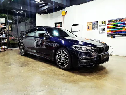 [랩샵][수원랩핑] BMW 530I 전체랩핑제거 랩핑제거 / 수원시 영통구 이의동