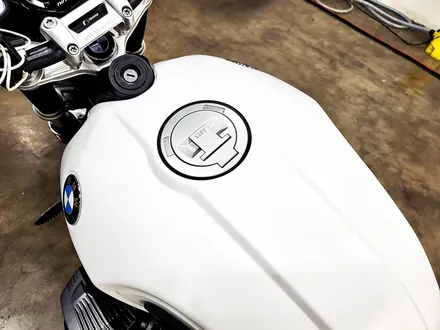 [랩샵][수원랩핑] BMW R NINE T 기름탱크랩핑 포인트랩핑 PPF / 수원시 영통구 이의동