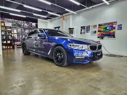 BMW G30 520D 크롬죽이기 크롬딜리트 포인트 그릴 랩핑 고퀄리티 자동차 랩핑 맛집 / 수원시 영통구 이의동
