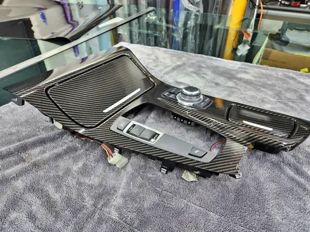 BMW F바디 520D 우드트림 실내 리얼카본 포인트 랩핑 3M 유광카본 자동차 고퀄리티 랩핑 맛집 / 수원시 영통구 이의동