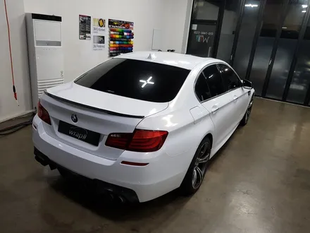 [랩샵]수원랩핑 BMW 528I전체랩핑 화이트골드스파클랩핑 5시리즈랩핑 520D전체랩핑 BMW전체랩핑 전체랩핑제거 랩핑제거 / 수원시 영통구 이의동