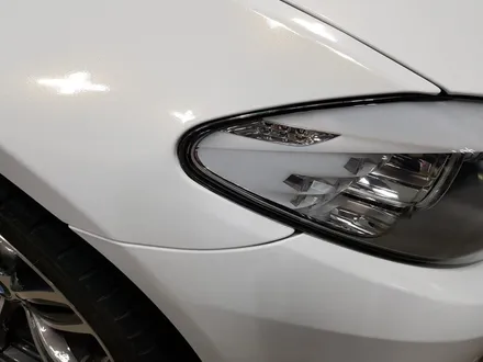 [랩샵]수원랩핑 BMW 528I전체랩핑 화이트골드스파클랩핑 5시리즈랩핑 520D전체랩핑 BMW전체랩핑 전체랩핑제거 랩핑제거 / 수원시 영통구 이의동