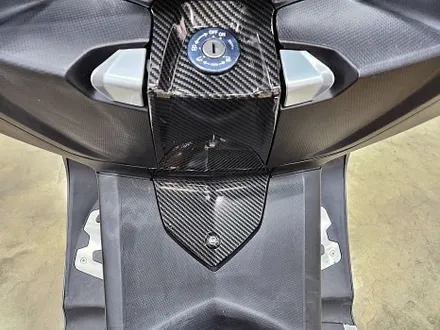 BMW C650S 3M리얼카본 포인트랩핑 플라스틱몰딩 상처 가림 1인시공 정품필름 고퀄리티시공 바이크랩핑 맛집 / 수원시 영통구 이의동