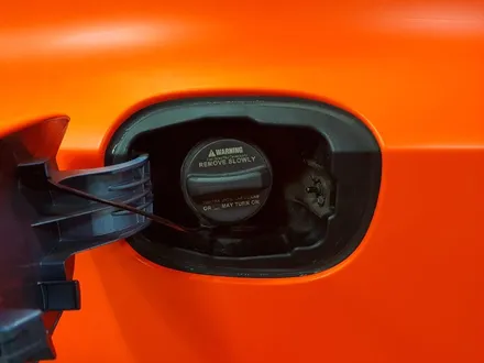 [랩샵]수원랩핑 제네시스쿠페 3M1080 Satin Neon Orange 전체랩핑 / 수원시 영통구 이의동