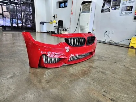 BMW M4 F82 사고수리 보험처리 앞범퍼 고퀄리티 랩핑 중고 범퍼수리 / 수원시 영통구 이의동