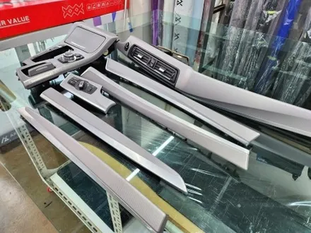 BMW F바디 520D 우드트림 실내 리얼카본 포인트 랩핑 3M 유광카본 자동차 고퀄리티 랩핑 맛집 / 수원시 영통구 이의동