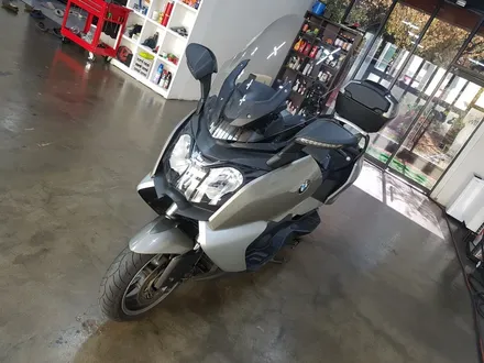 [랩샵]수원랩핑 오토바이랩핑 BMW C650GT화이트골드스파클 전체랩핑 오토바이PPF 오토바이유리막코팅 오토바이데칼 크롬랩핑 포인트랩핑 생활보호PPF / 수원시 영통구 이의동