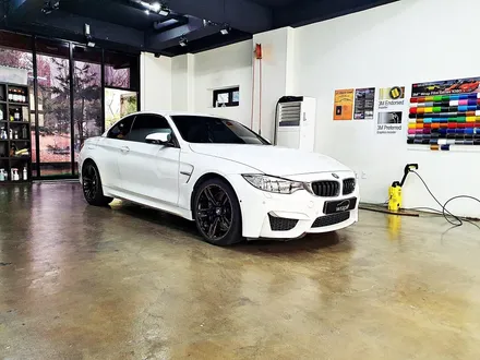 [랩샵][수원랩핑] BMW F83 M4 M데칼 세이프티카 포인트랩핑 / 수원시 영통구 이의동
