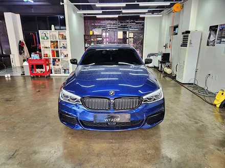 BMW G30 5시리즈 고광택필름 루프스킨 포인트 부분 고퀄리티 1인시공 랩핑 / 수원시 영통구 이의동