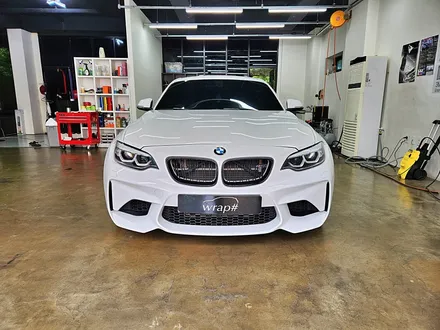BMW F87 M2 사이드미러 손잡이 포인트랩핑 부분랩핑 3M 정품필름 고퀄리티 1인시공 포인트랩핑 합리적인금액 랩핑관리 맛집 / 수원시 영통구 이의동
