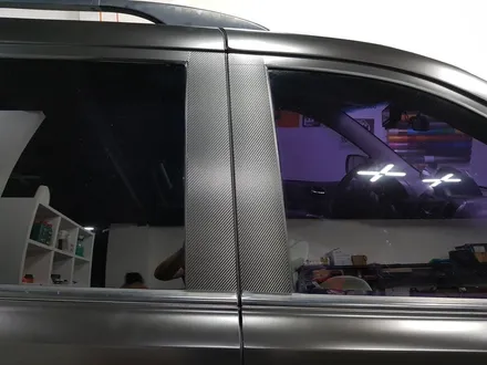 [랩샵]수원랩핑 수원카스킨 그랜드카니발 전체랩핑 사틴블랙전체랩핑 크롬랩핑 포인트랩핑 오토바이랩핑 오토바이PPF 생활보호PPF 유리막코팅 그랜드카니발랩핑 / 수원시 영통구 이의동