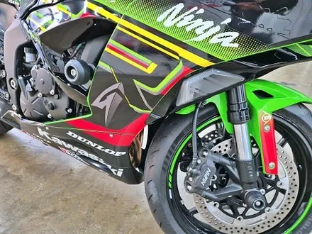 수원 광교 가와사키 닌자 ZX6R 레이싱 오토바이 바이크 커스텀 튜닝 방탄 데칼 전체 포인트 랩핑 시공 / 수원시 영통구 이의동
