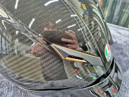 수원 광교 AGV PISTA GP 70주년 한정판 카본 바이크 오토바이 풀페이스 헬멧 / 수원시 영통구 이의동