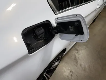 [랩샵]수원랩핑 BMW 528I전체랩핑 화이트골드스파클랩핑 5시리즈랩핑 520D전체랩핑 BMW전체랩핑 전체랩핑제거 랩핑제거 / 수원시 영통구 이의동