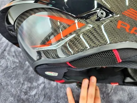 AGV PISTA GPRR 카본헬멧 전체PPF / 수원시 영통구 이의동