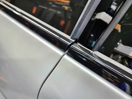 수원 광교 동탄 랩핑 BMW X7 스포츠 크롬죽이기 크롬딜리트 출장시공 윈도우몰딩 도어하단 블랙유광 / 수원시 영통구 이의동