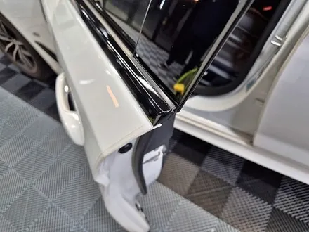 수원 광교 BMW G30 520I 크롬죽이기 크롬딜리트 그릴교체 포인트 출장 랩핑 / 수원시 영통구 이의동