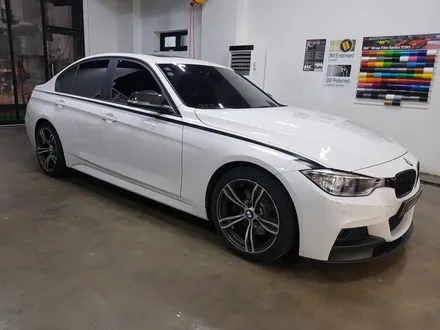 [랩샵]수원랩핑 BMW 320D M퍼포먼스데칼 제거 / 수원시 영통구 이의동