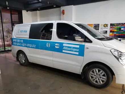 [랩샵]수원랩핑  스타렉스광고랩핑 실사랩핑 실사인쇄 포인트랩핑 루프스킨 부분랩핑 전체랩핑 크롬랩핑 생활보호PPF 전체PPF 라이트필름 유리막코팅 오토바이랩핑 / 수원시 영통구 이의동