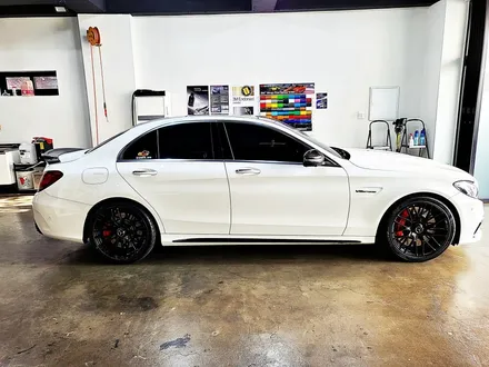 [랩샵][수원랩핑] 벤츠 C63AMG 사이드데칼 C63에디션 데칼 포인트랩핑 / 수원시 영통구 이의동