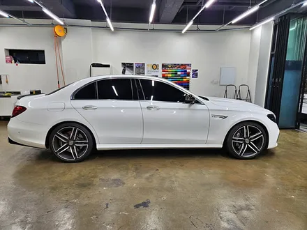 [랩샵][수원랩핑] 벤츠 E63AMG 크롬죽이기 포인트랩핑 / 수원시 영통구 이의동