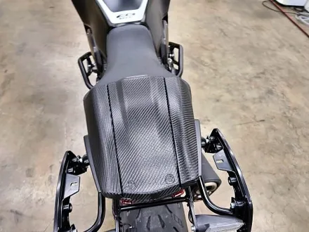 혼다CB1000R 전체PPF+카본랩핑 / 수원시 영통구 이의동