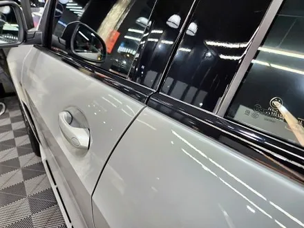 수원 광교 동탄 랩핑 BMW X7 스포츠 크롬죽이기 크롬딜리트 출장시공 윈도우몰딩 도어하단 블랙유광 / 수원시 영통구 이의동