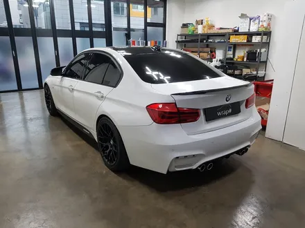 [랩샵]수원랩핑 BMW F30 320D 전체랩핑          에이버리 슈프림 카디널레드 / 수원시 영통구 이의동