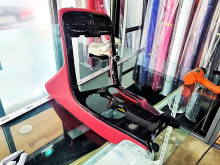 [랩샵][수원랩핑] 쉐보레 콜벳Z06 루프스킨 실내랩핑 포지드카본랩핑 / 수원시 영통구 이의동