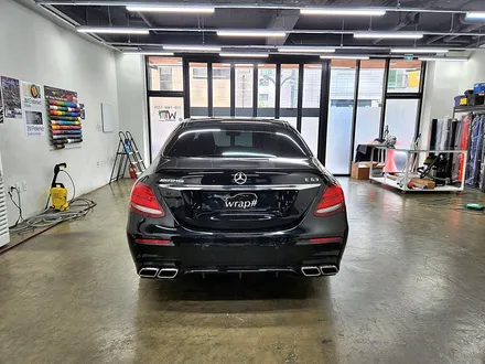 [랩샵][수원랩핑] 벤츠 E63AMG 크롬죽이기 크롬딜리트 / 수원시 영통구 이의동