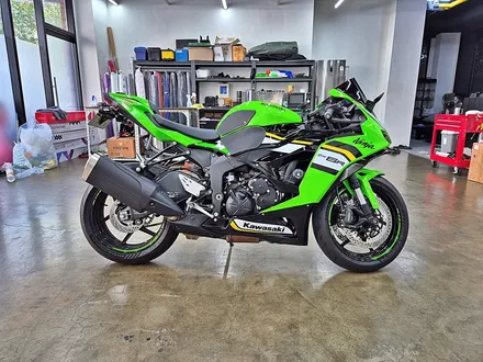 수원 광교 가와사키 닌자 ZX6R 레이싱 오토바이 바이크 커스텀 튜닝 방탄 데칼 전체 포인트 랩핑 시공 / 수원시 영통구 이의동