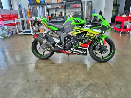 수원 광교 가와사키 닌자 ZX6R 바이크 오토바이 레이싱 방탄 데칼 실사인쇄 포인트 랩핑 / 수원시 영통구 이의동