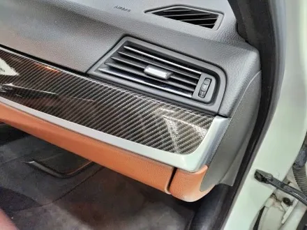 BMW F바디 520D 우드트림 실내 리얼카본 포인트 랩핑 3M 유광카본 자동차 고퀄리티 랩핑 맛집 / 수원시 영통구 이의동