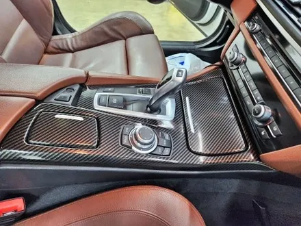 BMW F바디 520D 우드트림 실내 리얼카본 포인트 랩핑 3M 유광카본 자동차 고퀄리티 랩핑 맛집 / 수원시 영통구 이의동