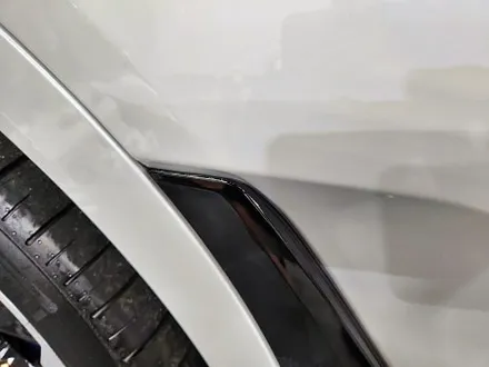 수원 광교 동탄 랩핑 BMW X7 스포츠 크롬죽이기 크롬딜리트 출장시공 윈도우몰딩 도어하단 블랙유광 / 수원시 영통구 이의동