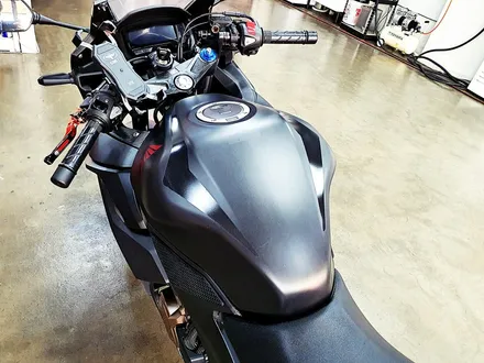 [랩샵][수원랩핑] 혼다CBR500R 포인트랩핑 기름탱크랩핑  카본랩핑 / 수원시 영통구 이의동